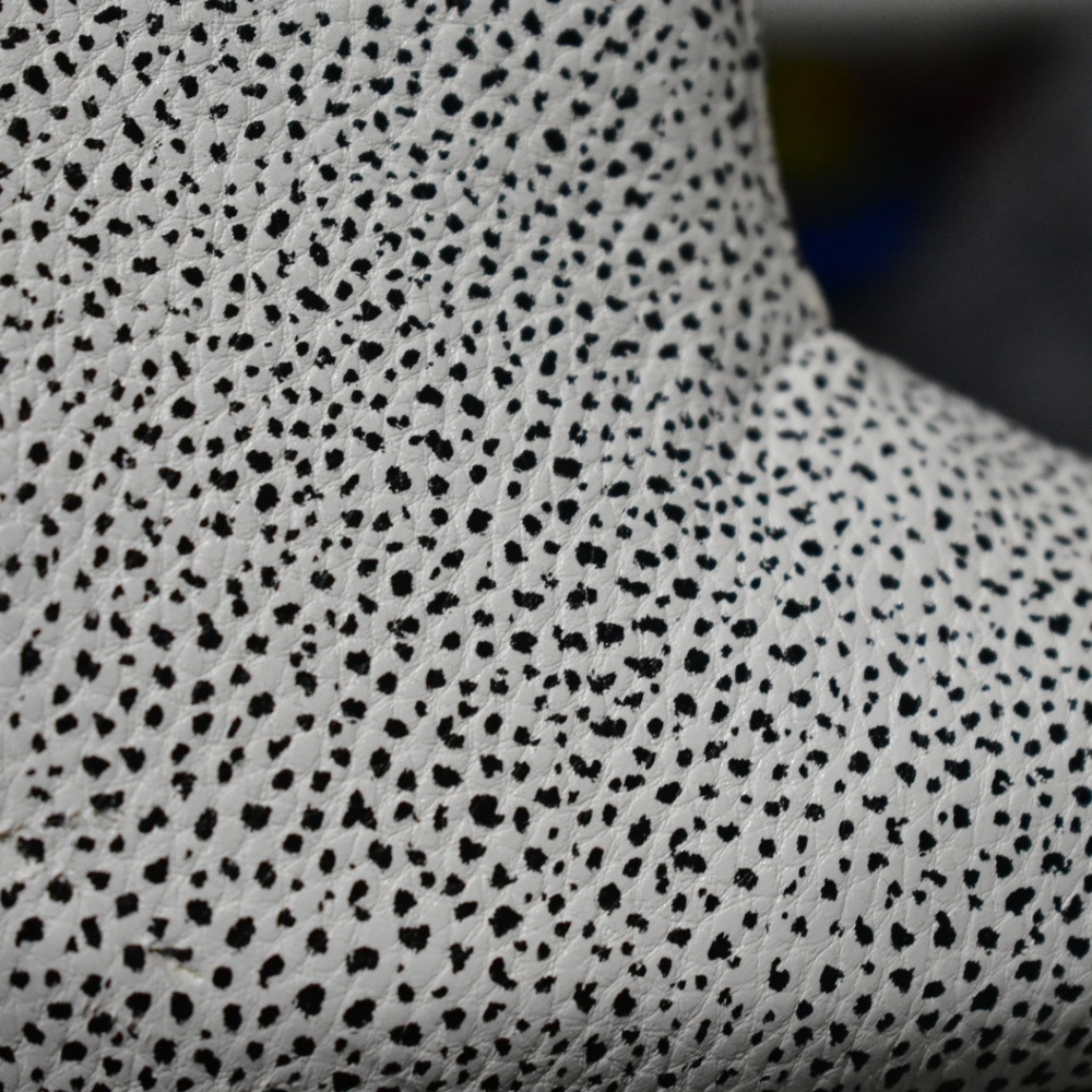 Sold-Sold - Picture 3 of 5